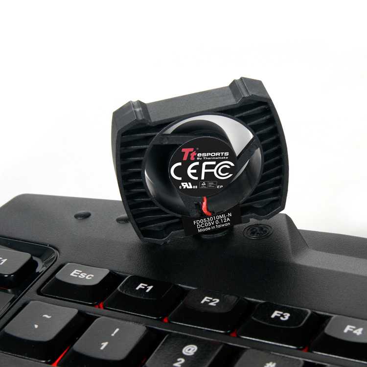 Teclado gaming Tt eSPORTS Challenger PRO FAN/LED imagen 2